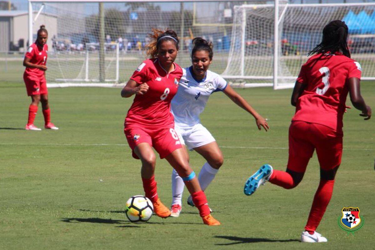 El equipo femenino de fútbol de Panamá le pasa por encima a Nicaragua
