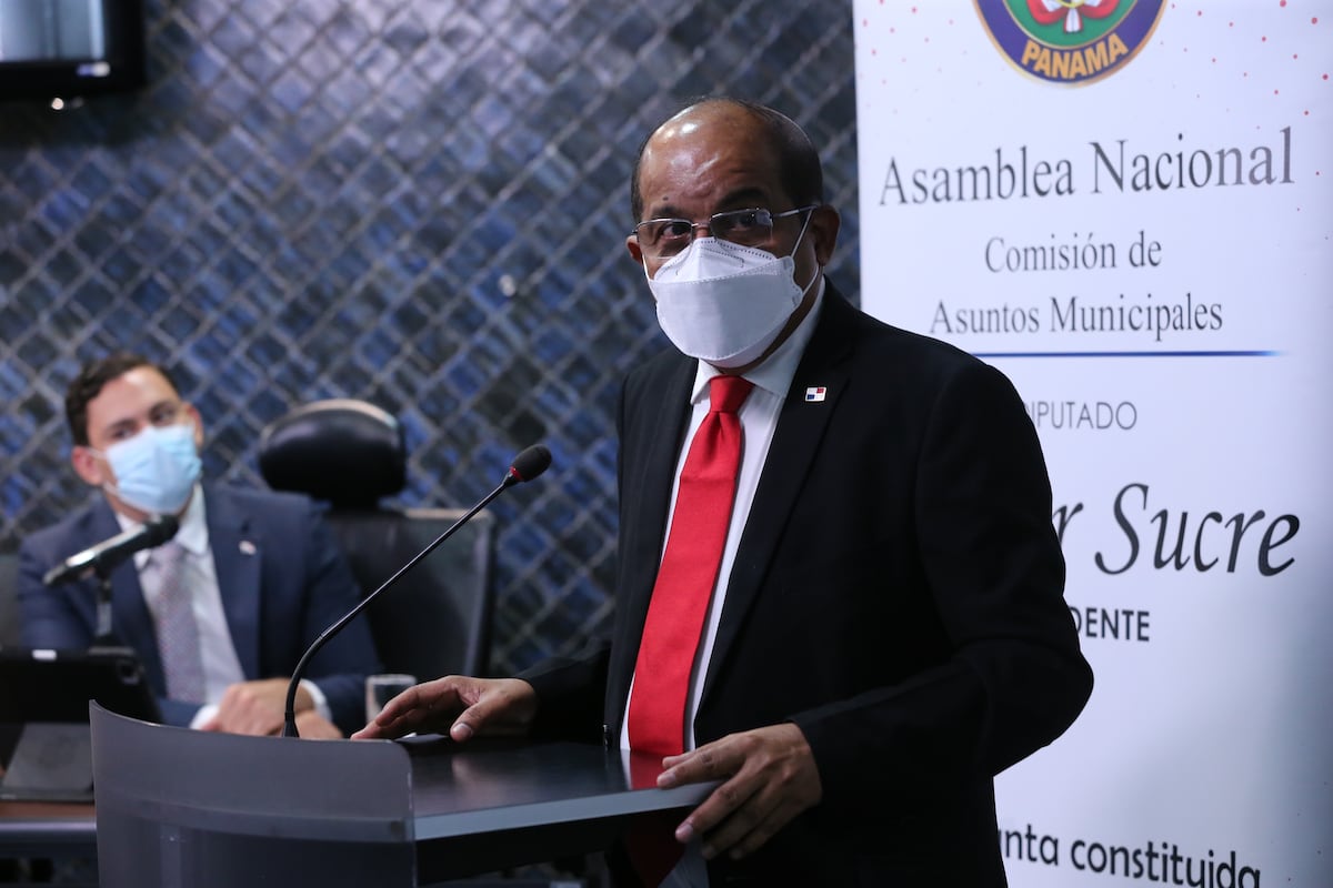 ‘Que devuelvan la plata’. Sánchez Cárdenas pide a Contraloría investigar los doble salarios