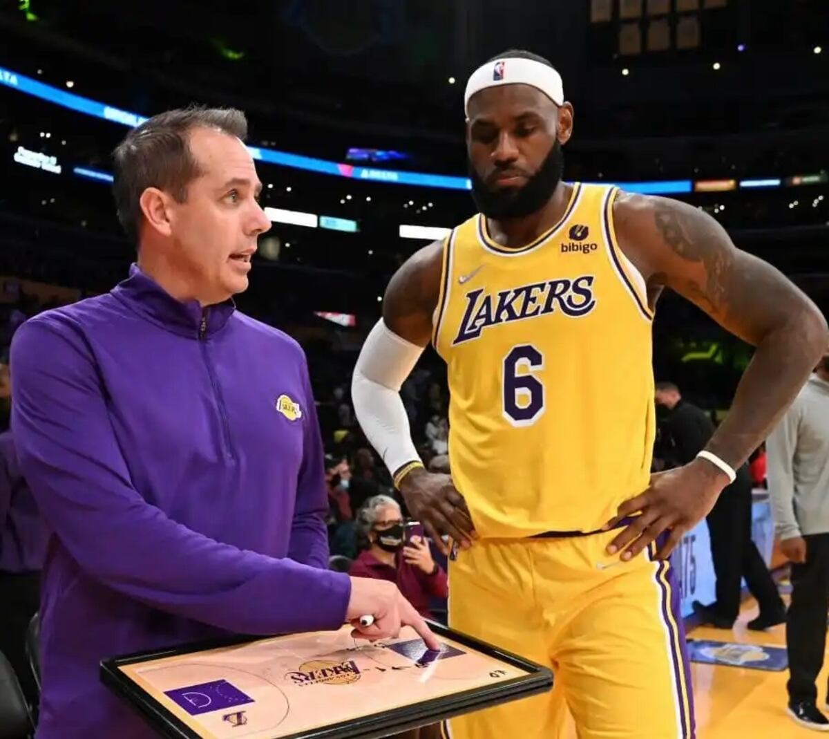 Lakers despiden a Vogel: “Gracias, ‘coach’”
