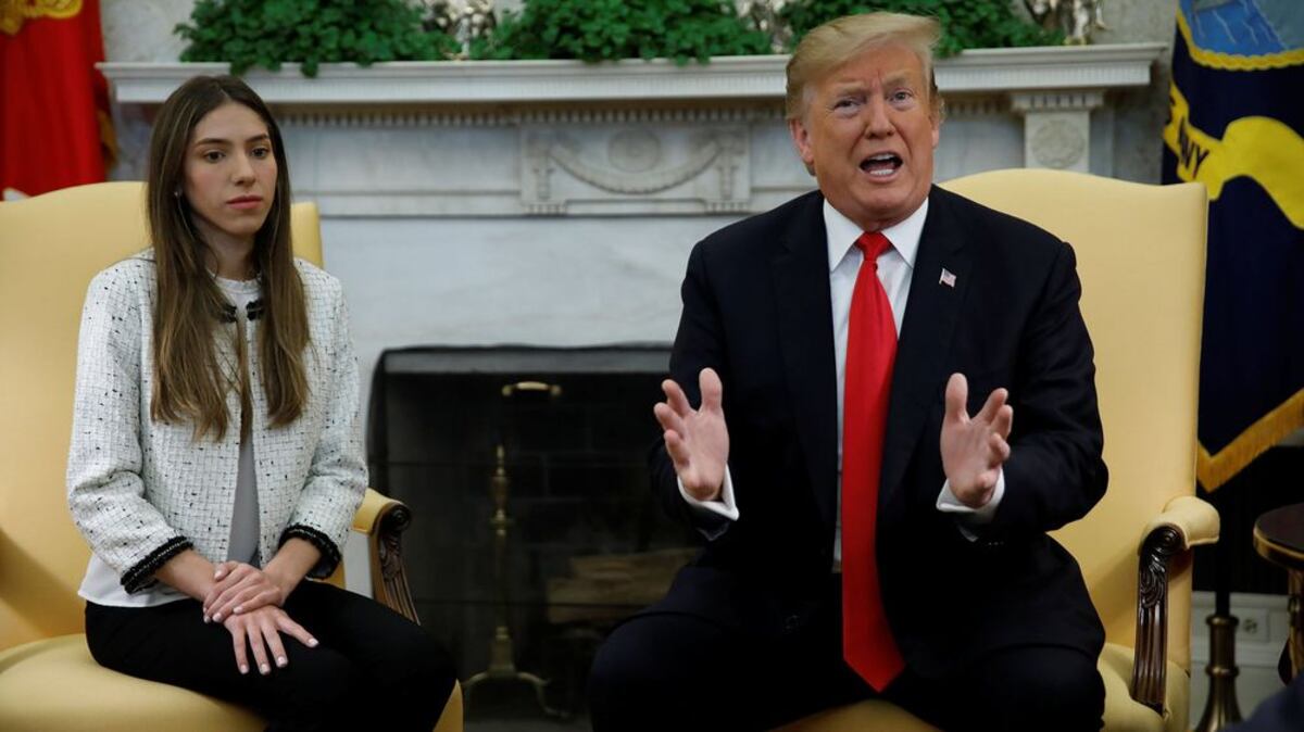 Donald Trump recibe a esposa del líder opositor venezolano Guaidó