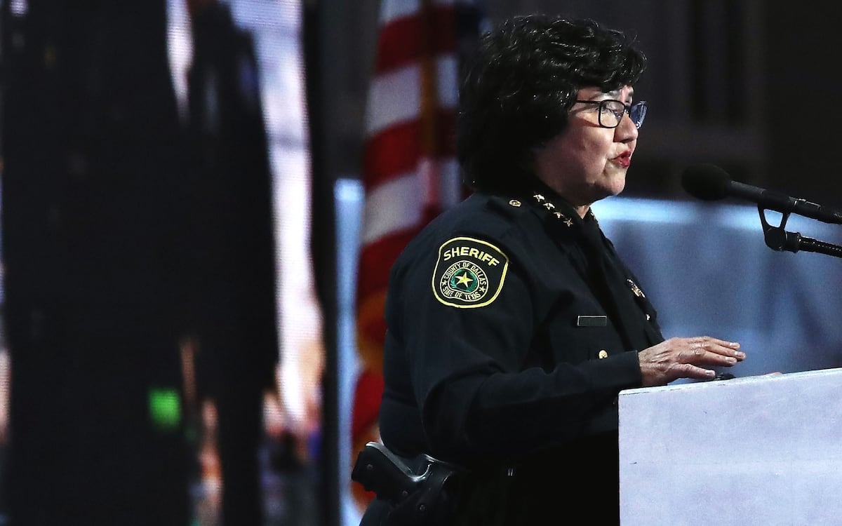 ¡Nueva pesadilla de Trump! Demócrata, latina, lesbiana y candidata a gobernadora