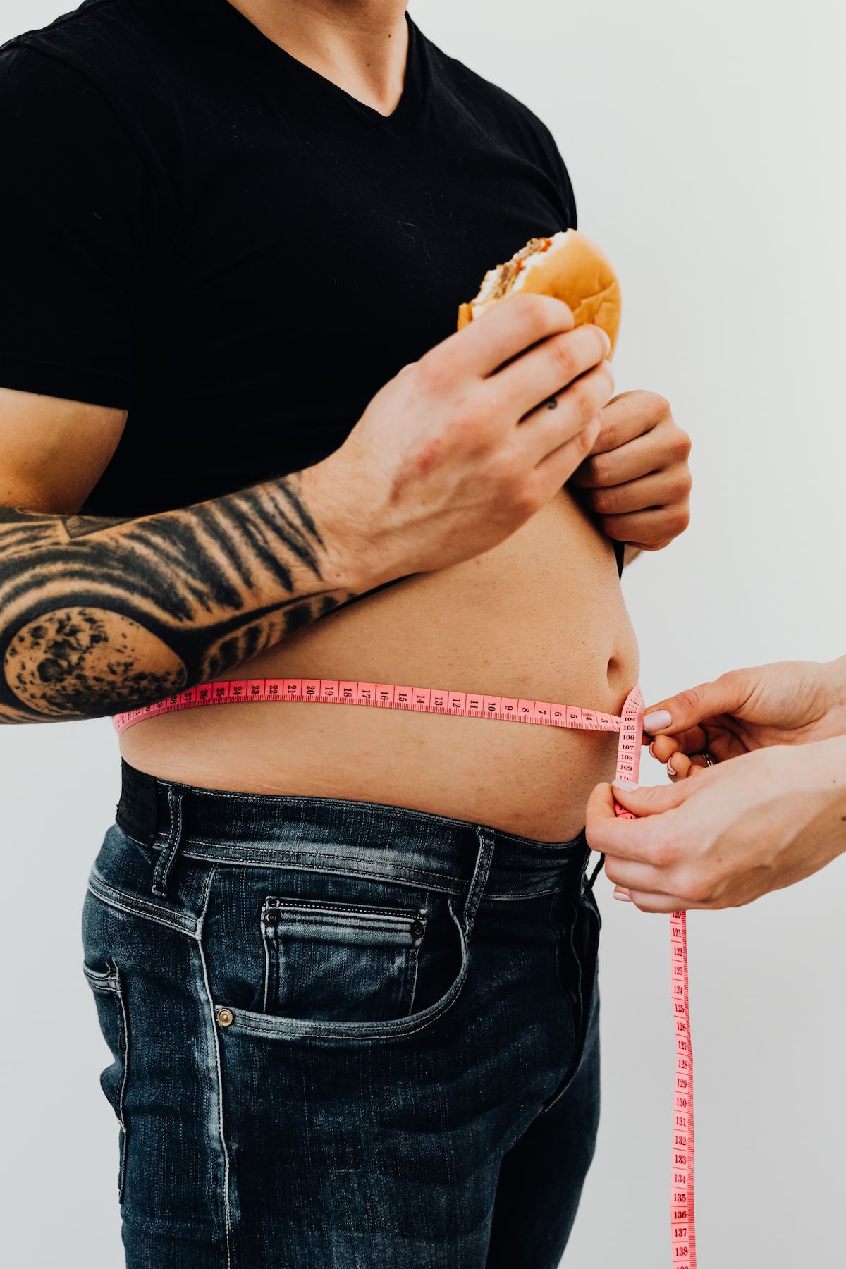 ¿Quieres bajar de peso? Doctora explica cómo lograr cambios sostenibles al tratar la obesidad