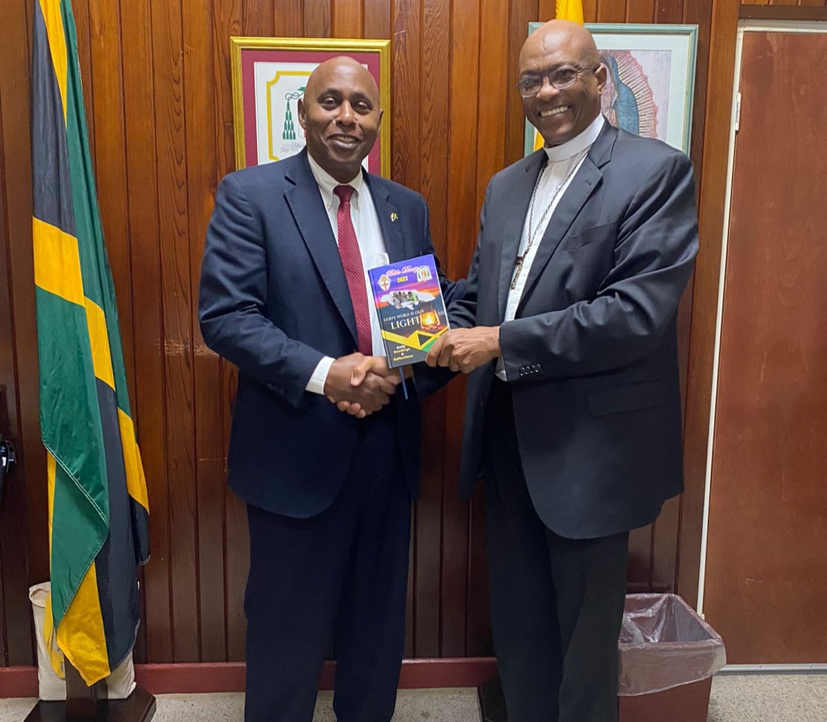 Panamá y Jamaica buscan cooperación en materia educativa y cultural