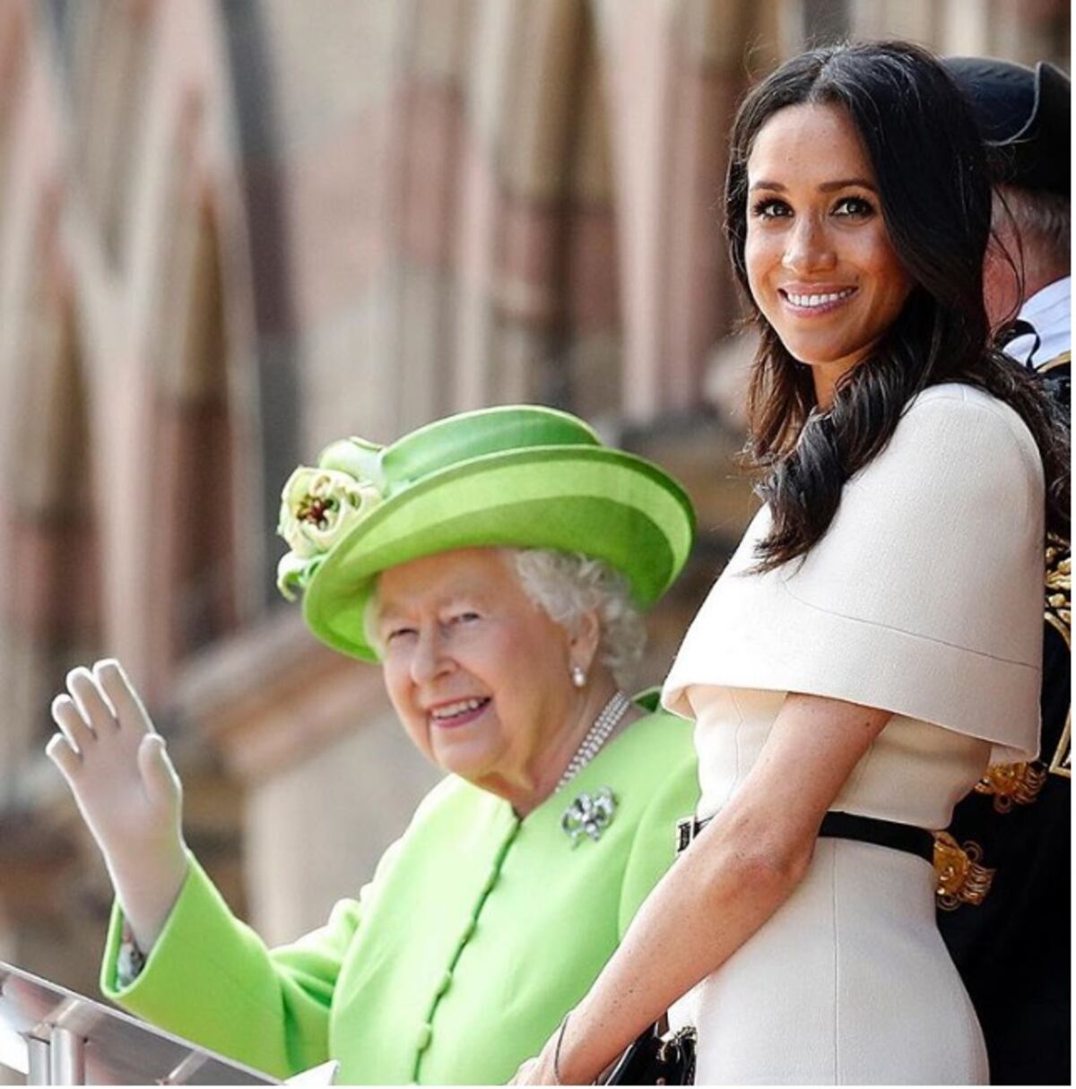 Meghan Markle es la preferida de la reina Isabel y se la llevó a pasear en tren