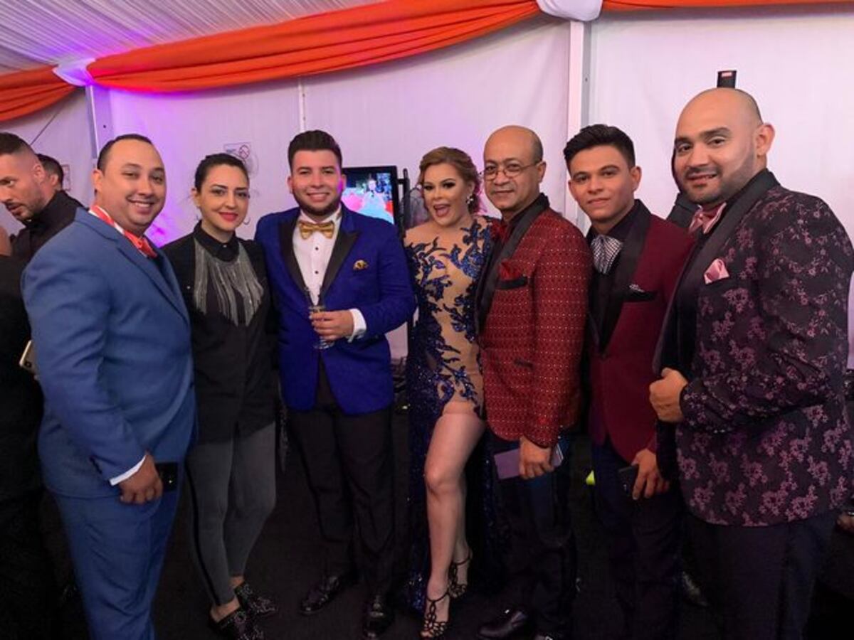 Margarita lució sus atributos en alfombra roja en Viña. Saik no se quedó atrás