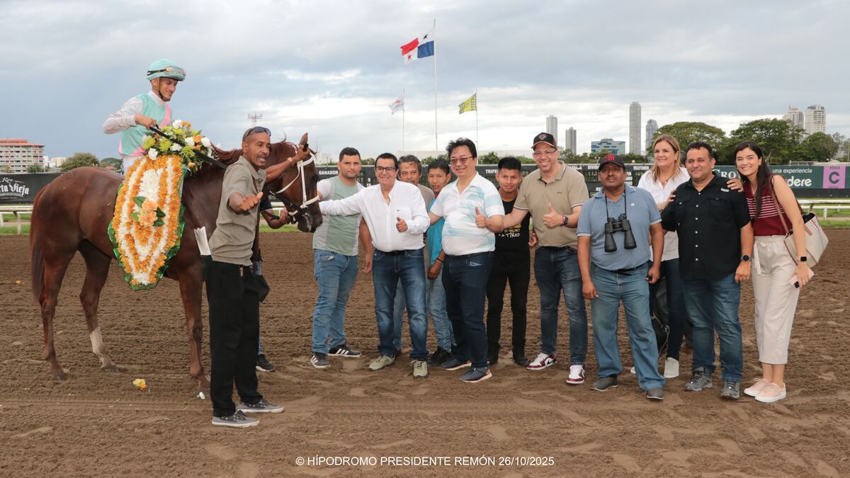 Nueva joya de la hípica panameña: ‘Sol Goforit’ conquista el Clásico con clase y destreza