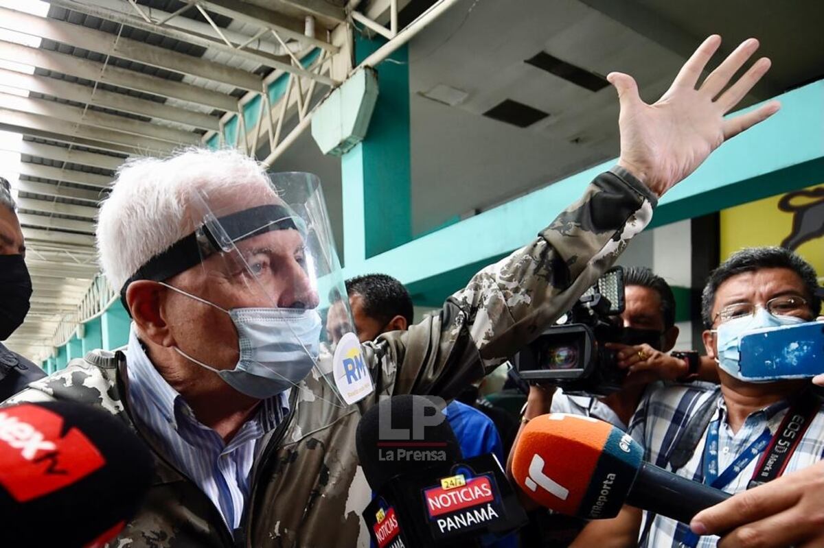 Querellantes esperan una sanción penal contra Martinelli por violar la Constitución