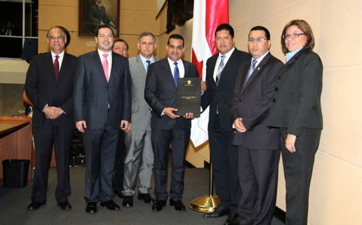 Aumentarán las multas a quienes contraten migrantes sin permiso laboral