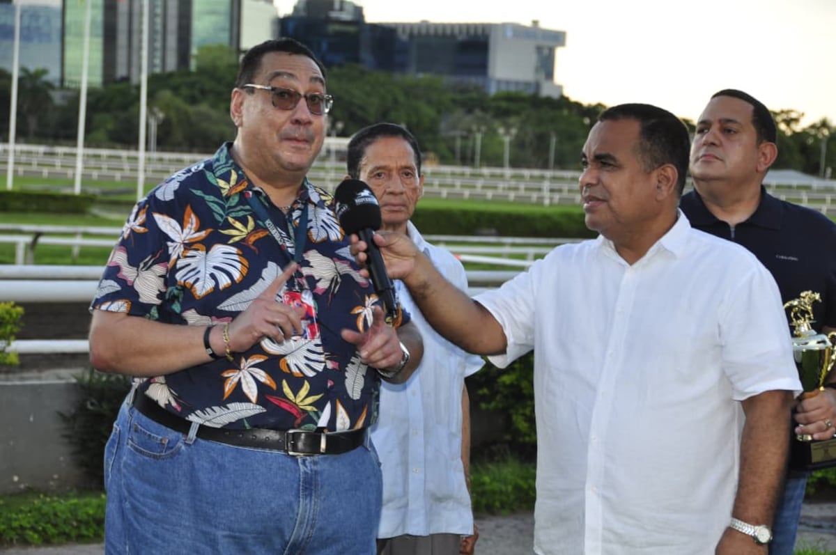 ‘Verissima’ brilla en el Hándicap Panasystems y dedica su triunfo a la educación panameña