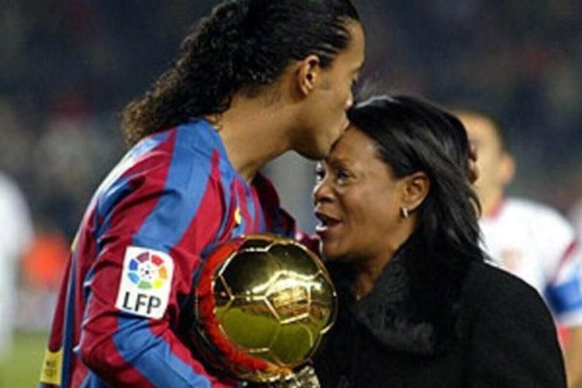 Triste Noticia: Muere por covid-19 la madre de astro brasileño Ronaldinho