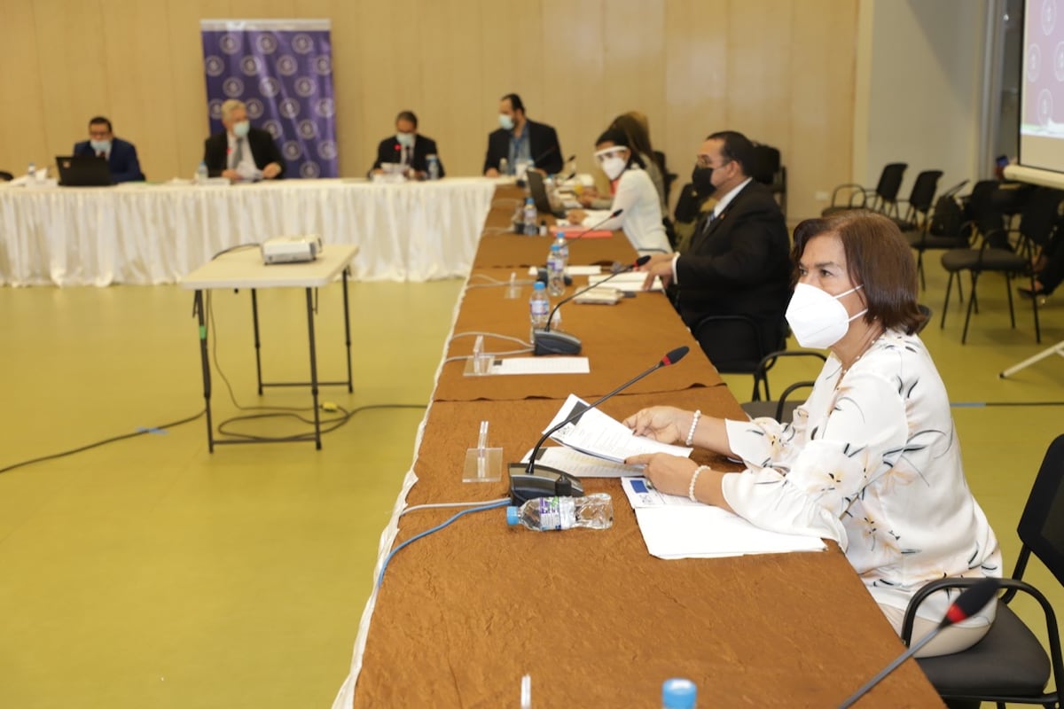 Más de 760 mil personas en la informalidad no están cotizando en la Caja de Seguro Social