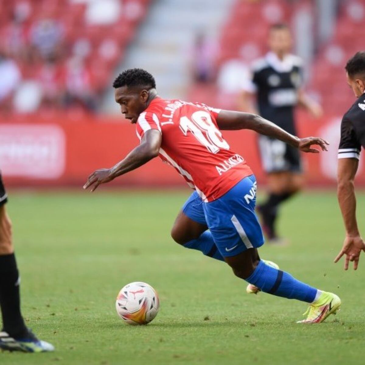 Deportivo Alavés tasa al Pumita Rodríguez en 6 millones de euros