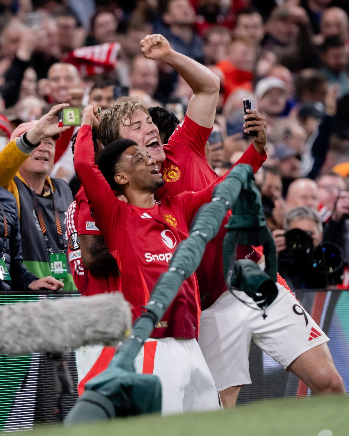 ¡Old Trafford fue una fiesta! United destrozó al Athletic y va a una final inglesa ante el Tottenham en la Europa League