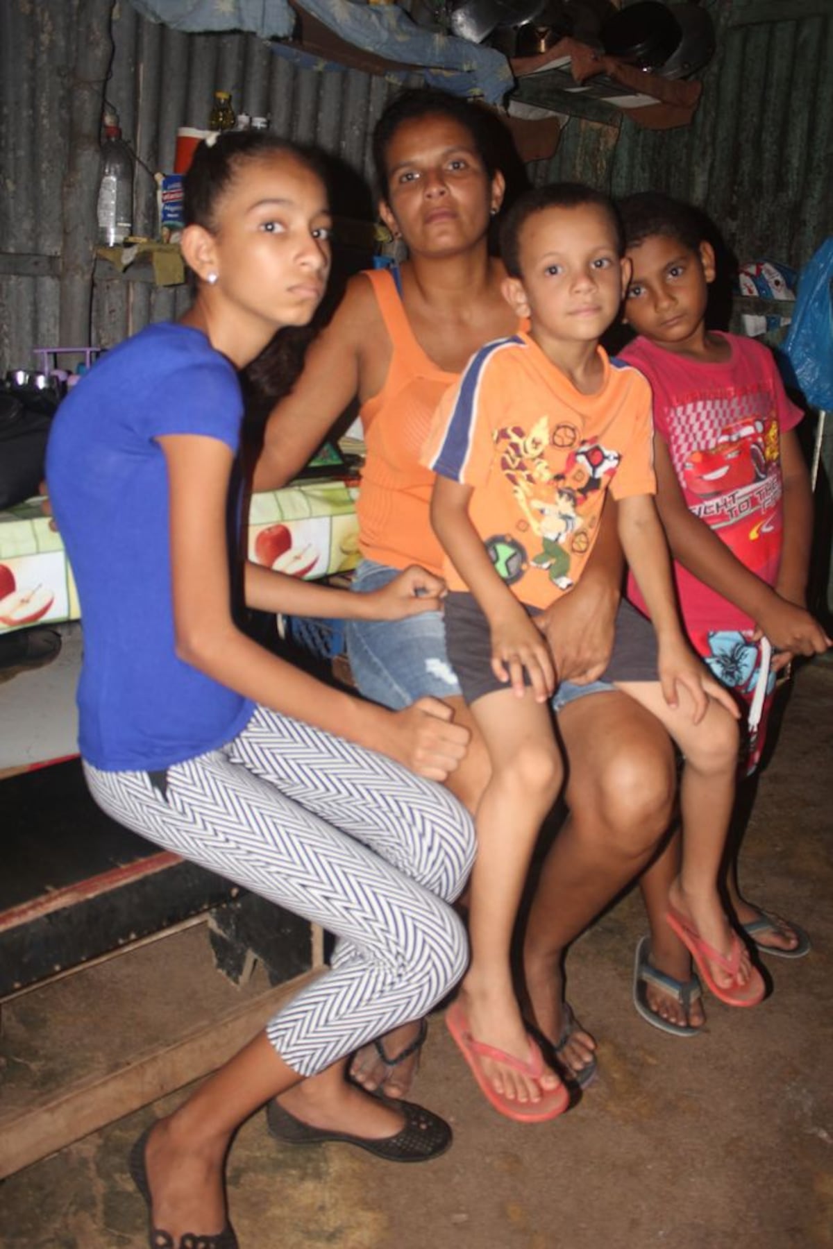 AYUDEMOS A ARIANNE. Desde que le detectaron escoliosis severa su vida cambió 