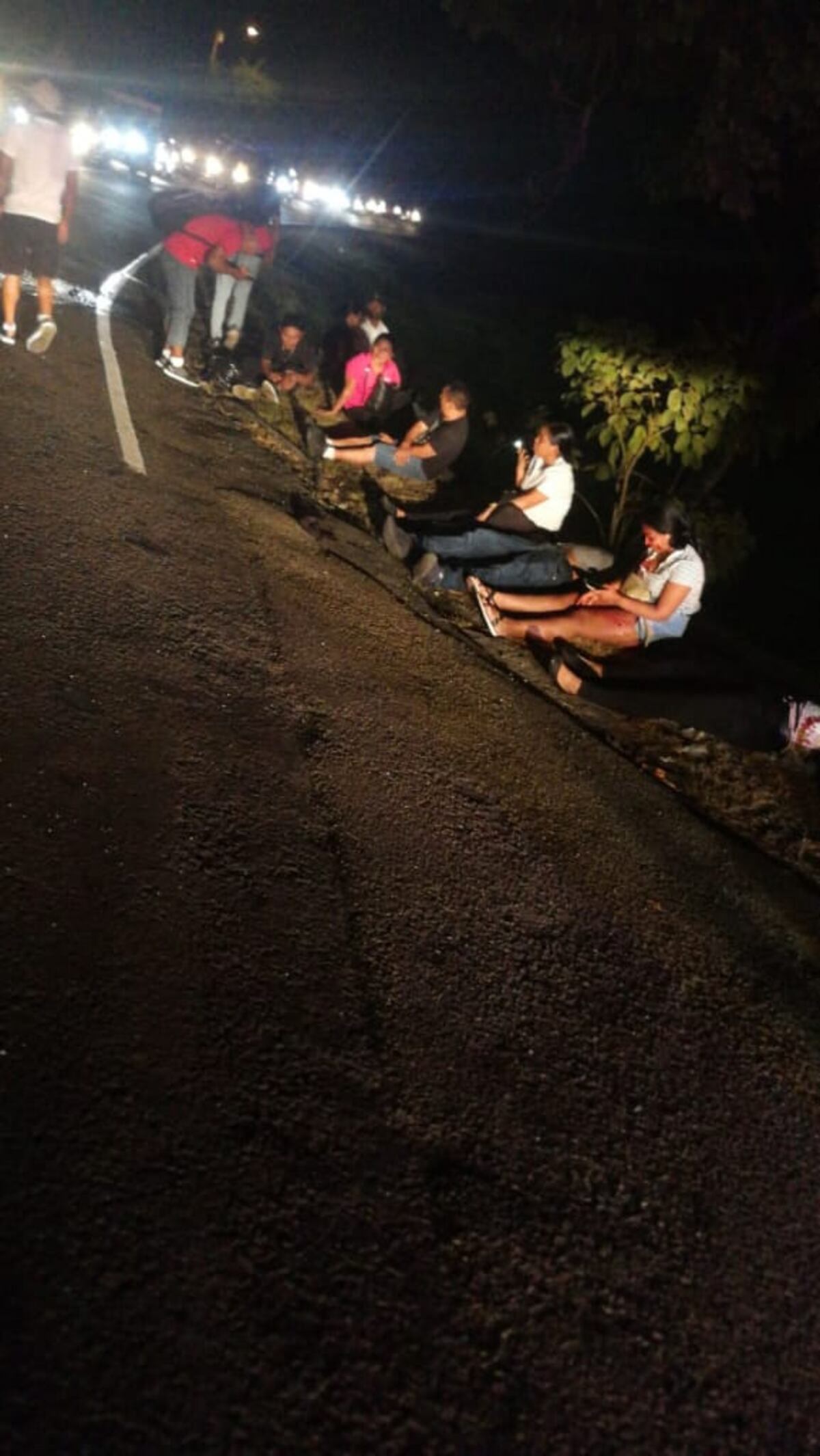 Dos buses se estrellan de frente. Reportan más de 10 heridos