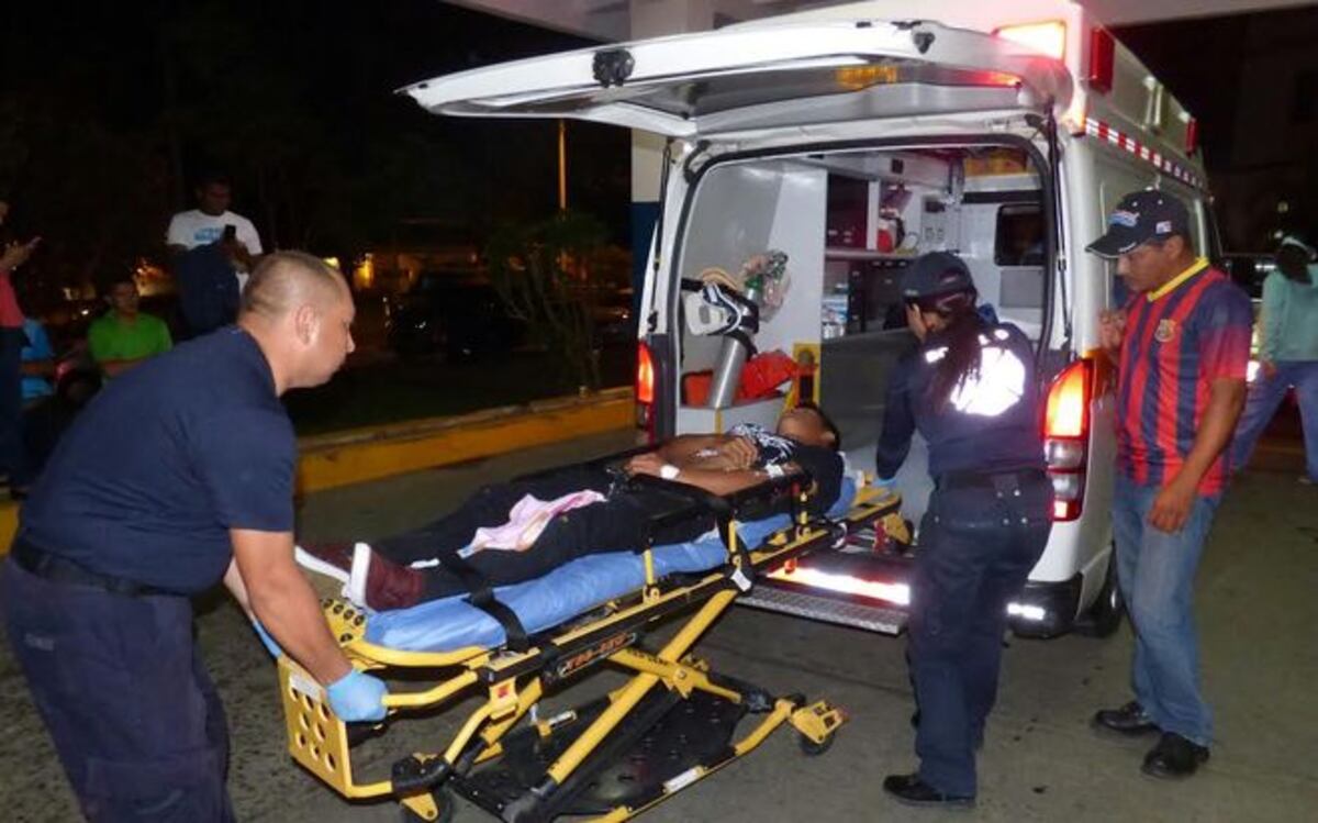 Hermanos chiricanos se dan filo, uno está grave