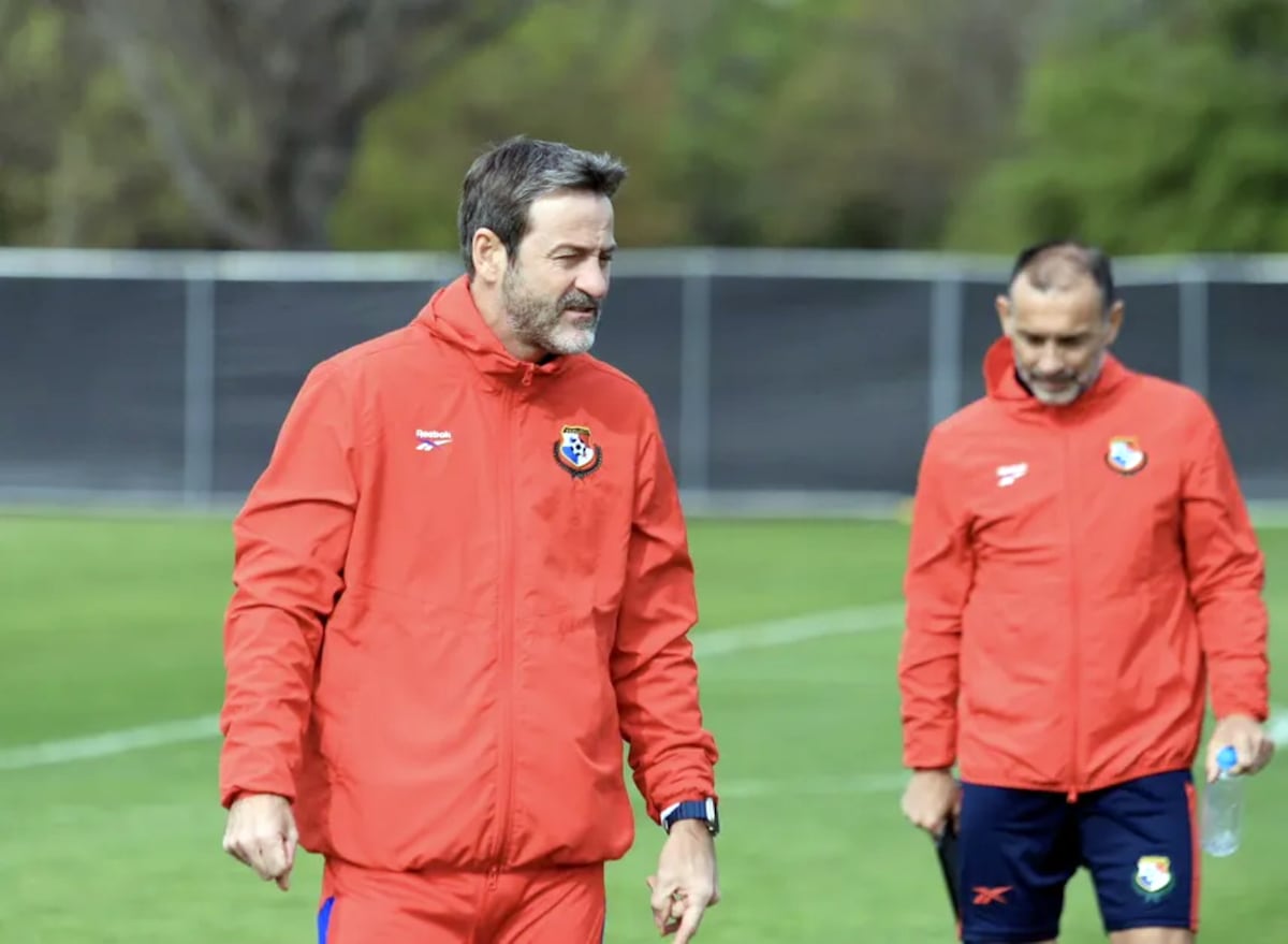 Thomas Christiansen lidera microciclo para preparación de la Selección nacional de Fútbol