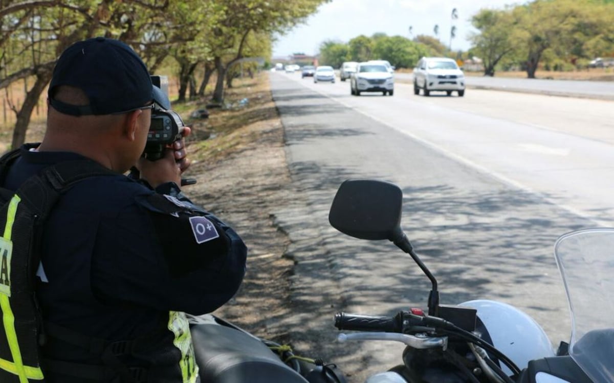 ¡Cayó la grúa! ATTT mete presión con operativo ‘Mal Parqueados’ y ya van 90 sancionados en la capital