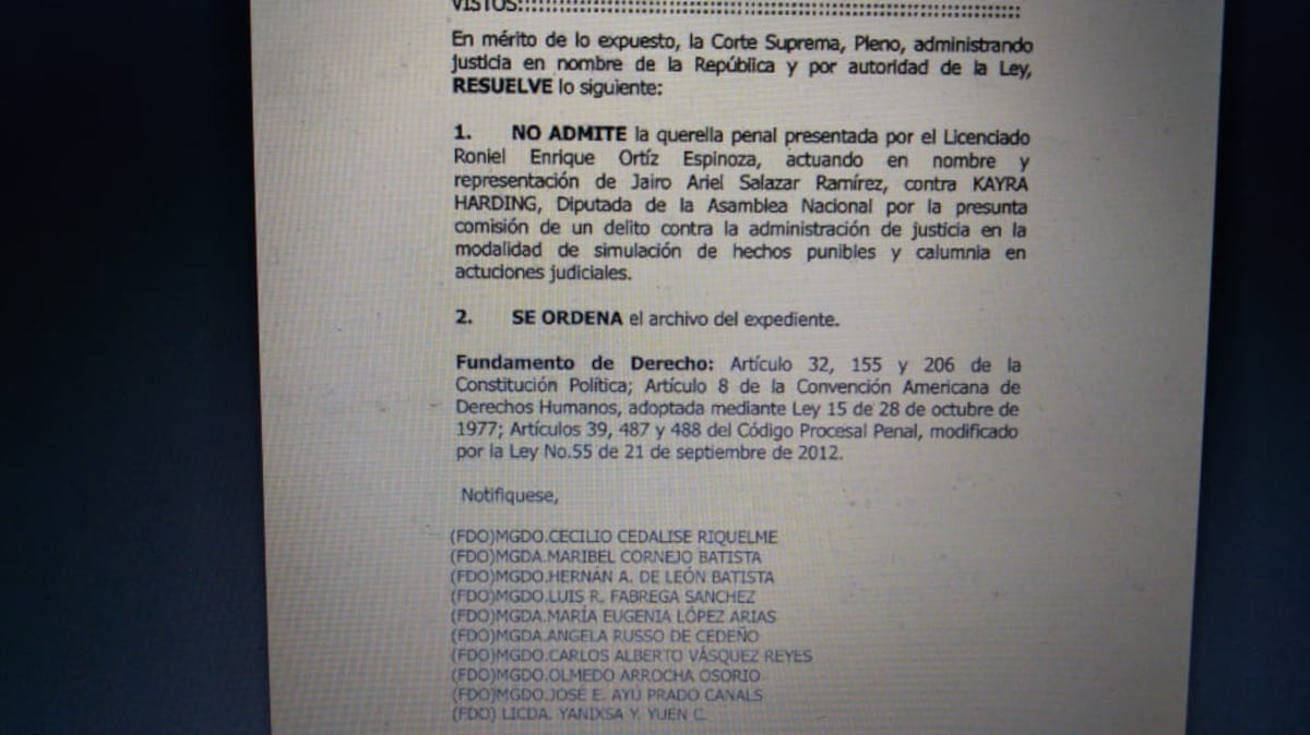Corte resuelve no admitir querella penal de diputado ‘Bolota’ Salazar contra Kayra Harding