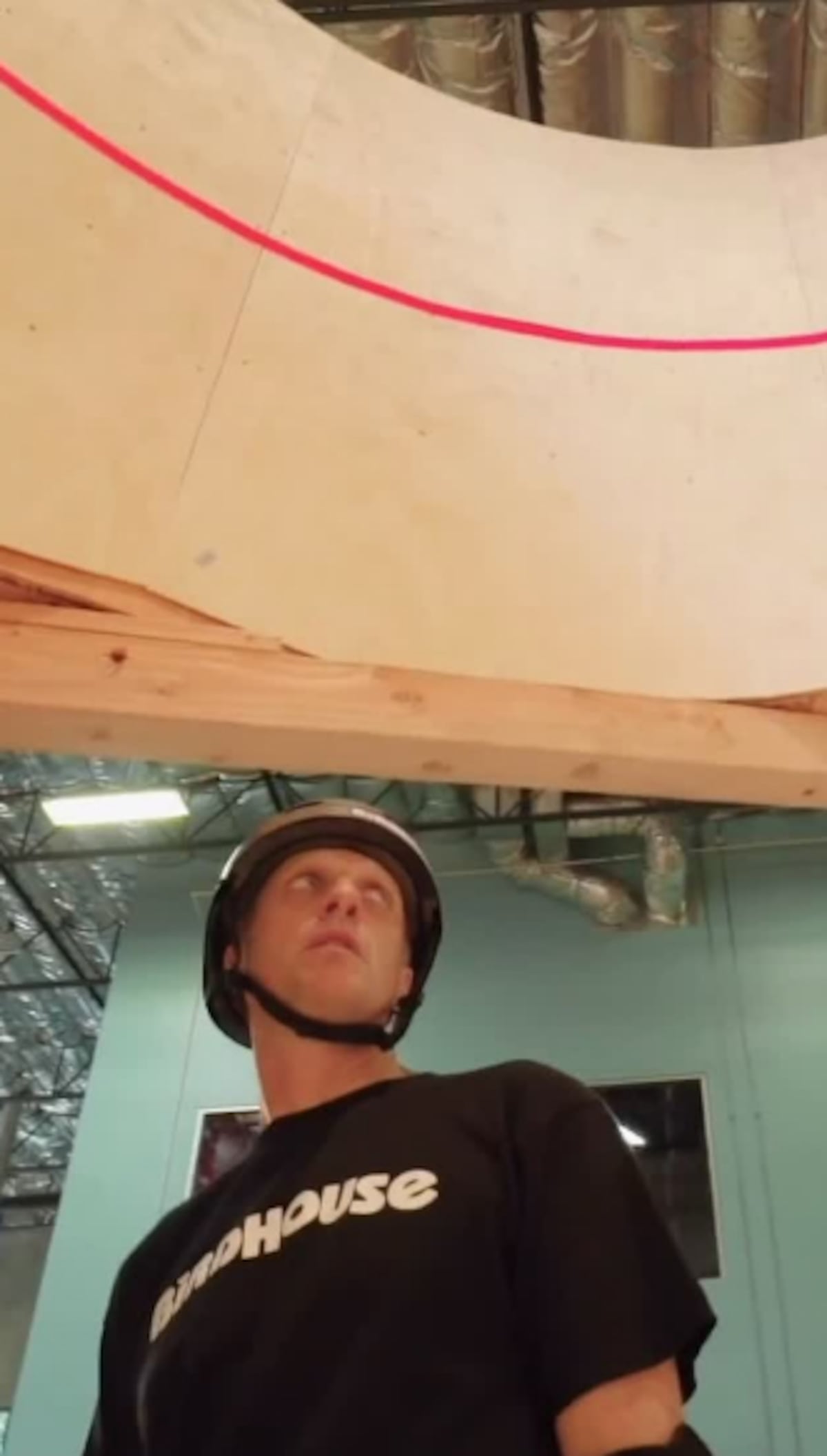 Tony Hawk sigue innovando: ‘Birdman’ prueba un loop brutal