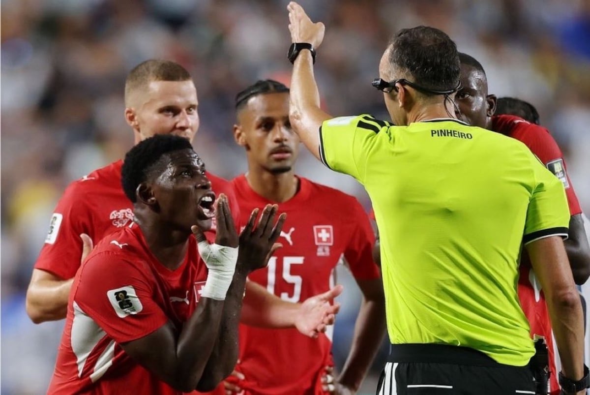 IFAB admite error arbitral que afectó a Embolo