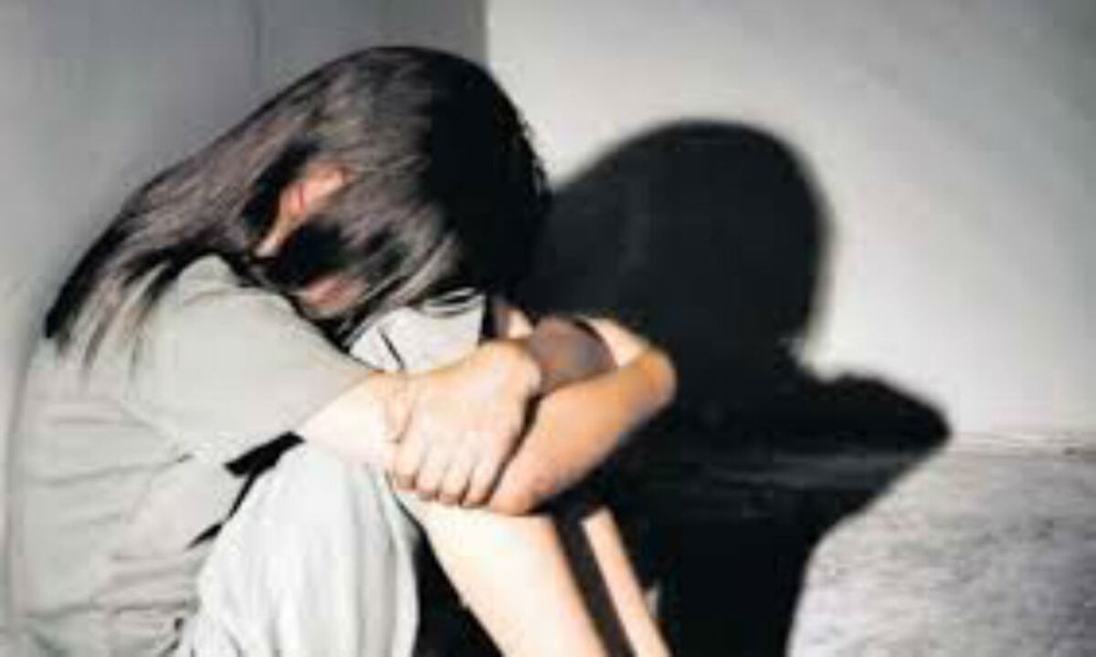 Conmoción en Colombia. Joven con trastornos mentales fue violada por 5 chicos