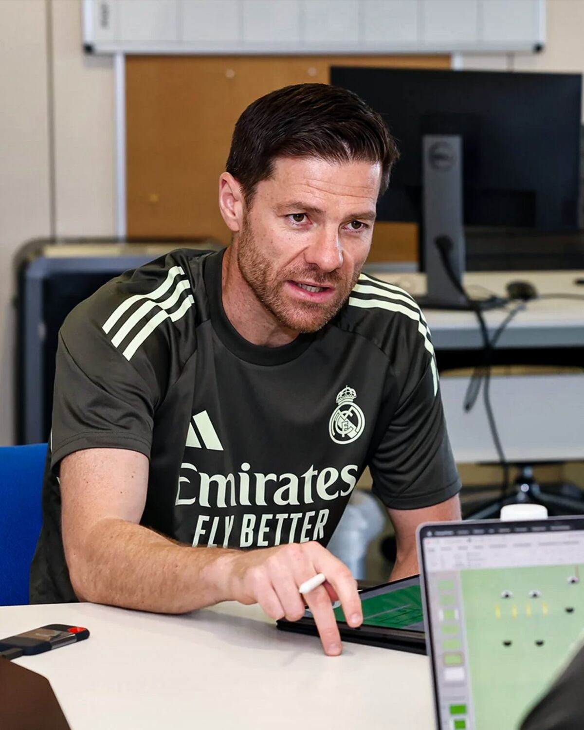Xabi Alonso llegó con el “bicho” a Valdebebas: Arrancó su era en el Real Madrid