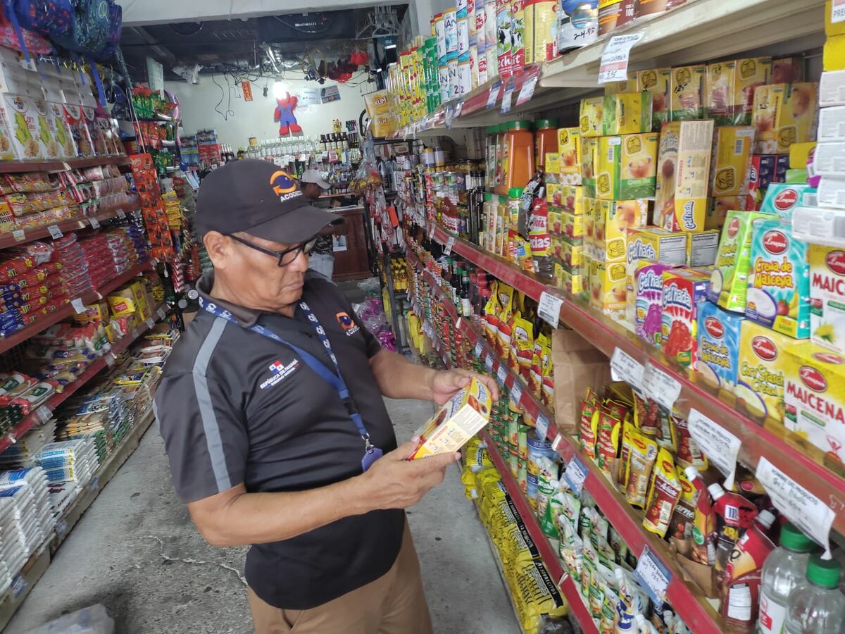 Acodeco decomisa 469 productos vencidos en Chiriquí Grande, Bocas del Toro