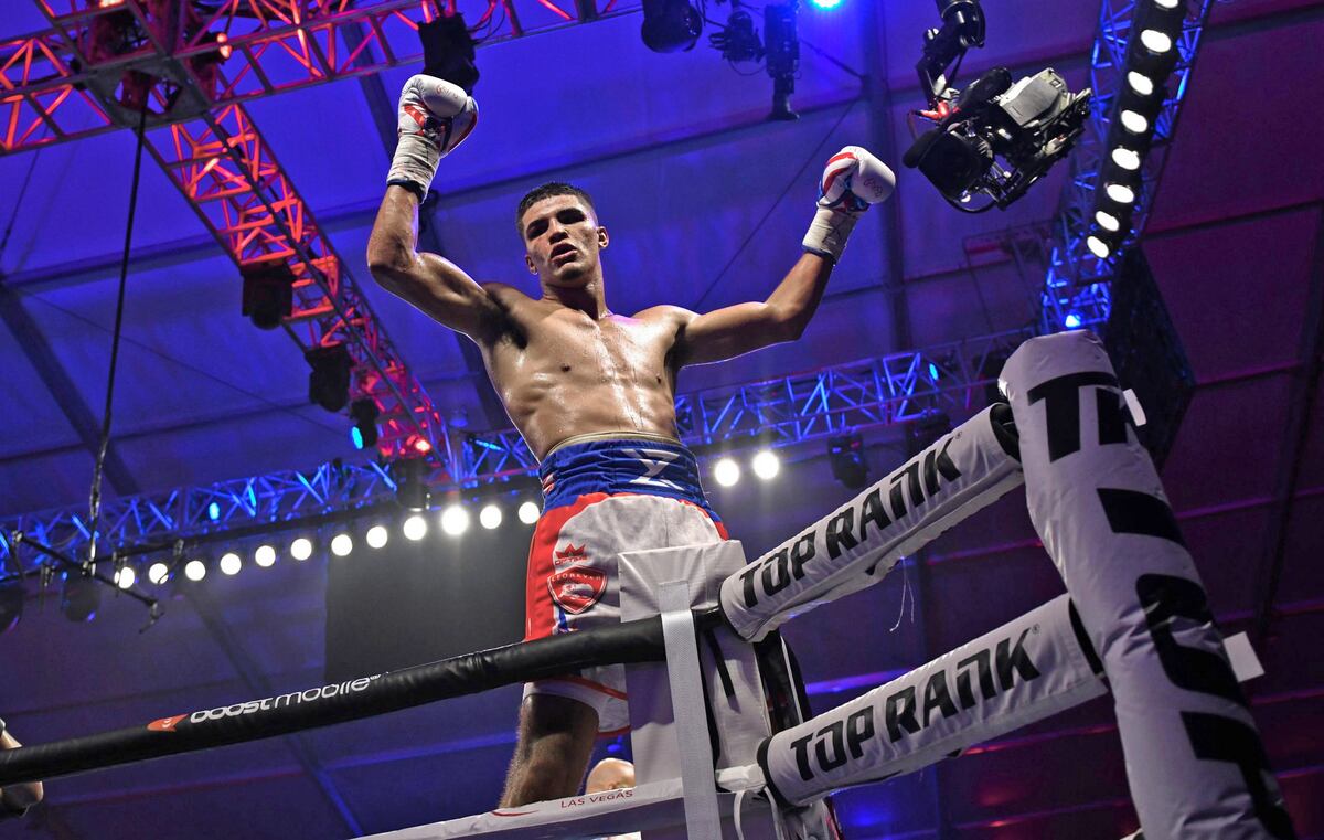 ¿Quién es Xander Zayas? La promesa boricua se enfrentará a Patrick Teixeira