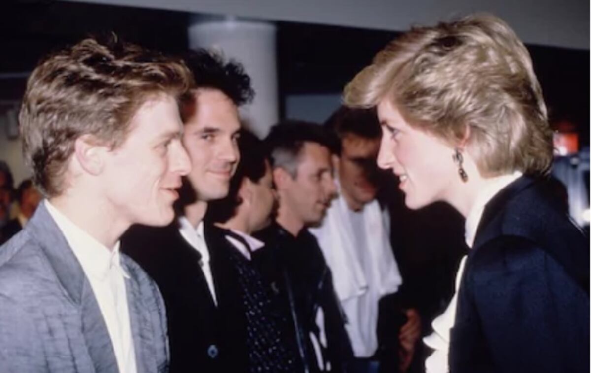 Al fin el cantante Bryan Adams habla de lo fue su relación con Lady Di