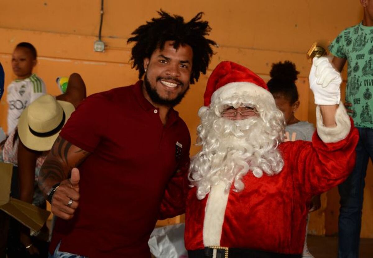 GALERÍA | Mira las 32 fotos históricas de Román Torres en su cumpleaños