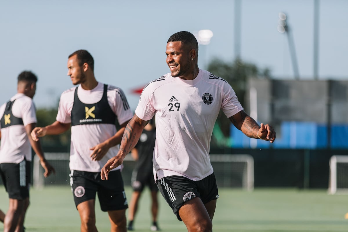 Los panameños van llegando de a poco a Florida para el inicio de la MLS