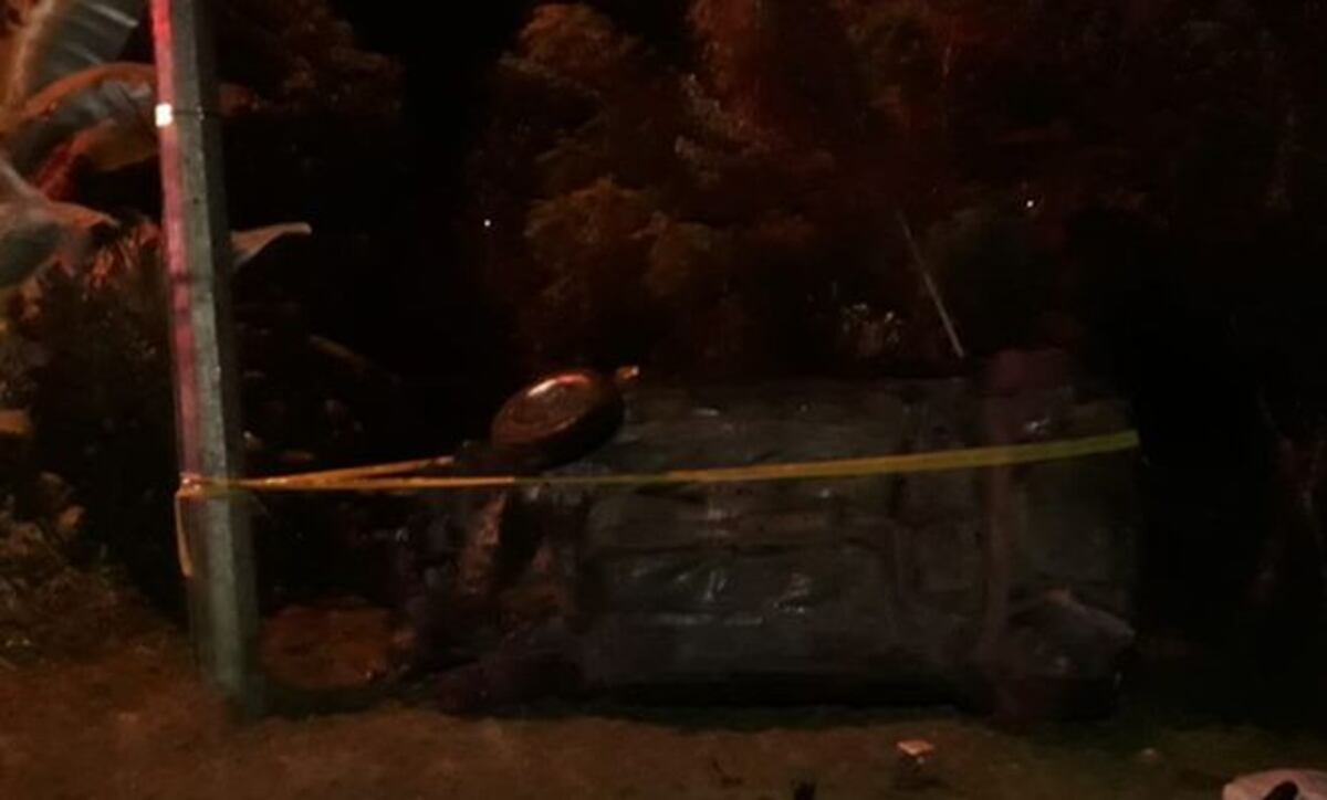 Una persona muere y 3 resultan heridas en vuelco en La Chorrera