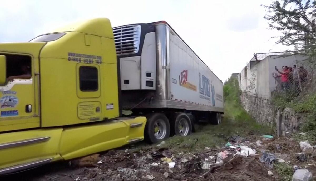 Crece el escándalo en México: Existe otro tráiler con más de 150 cadáveres