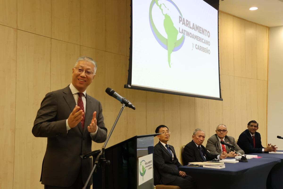 Exitoso Foro ‘Iniciativa de la Franja y la Ruta de China para América Latina y el Caribe: Situación actual y perspectivas’ en Panamá