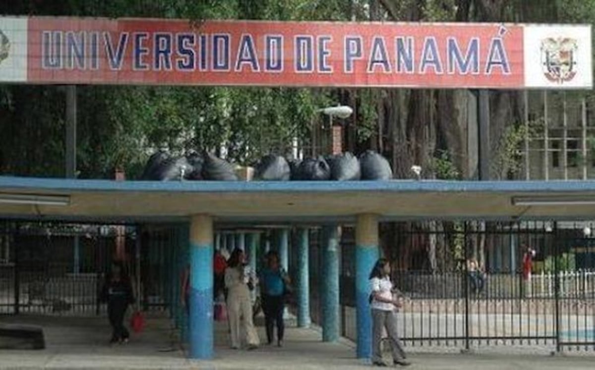 ¡OFRECEN BECAS! Ifarhu para estudiar materias con déficit de docentes 