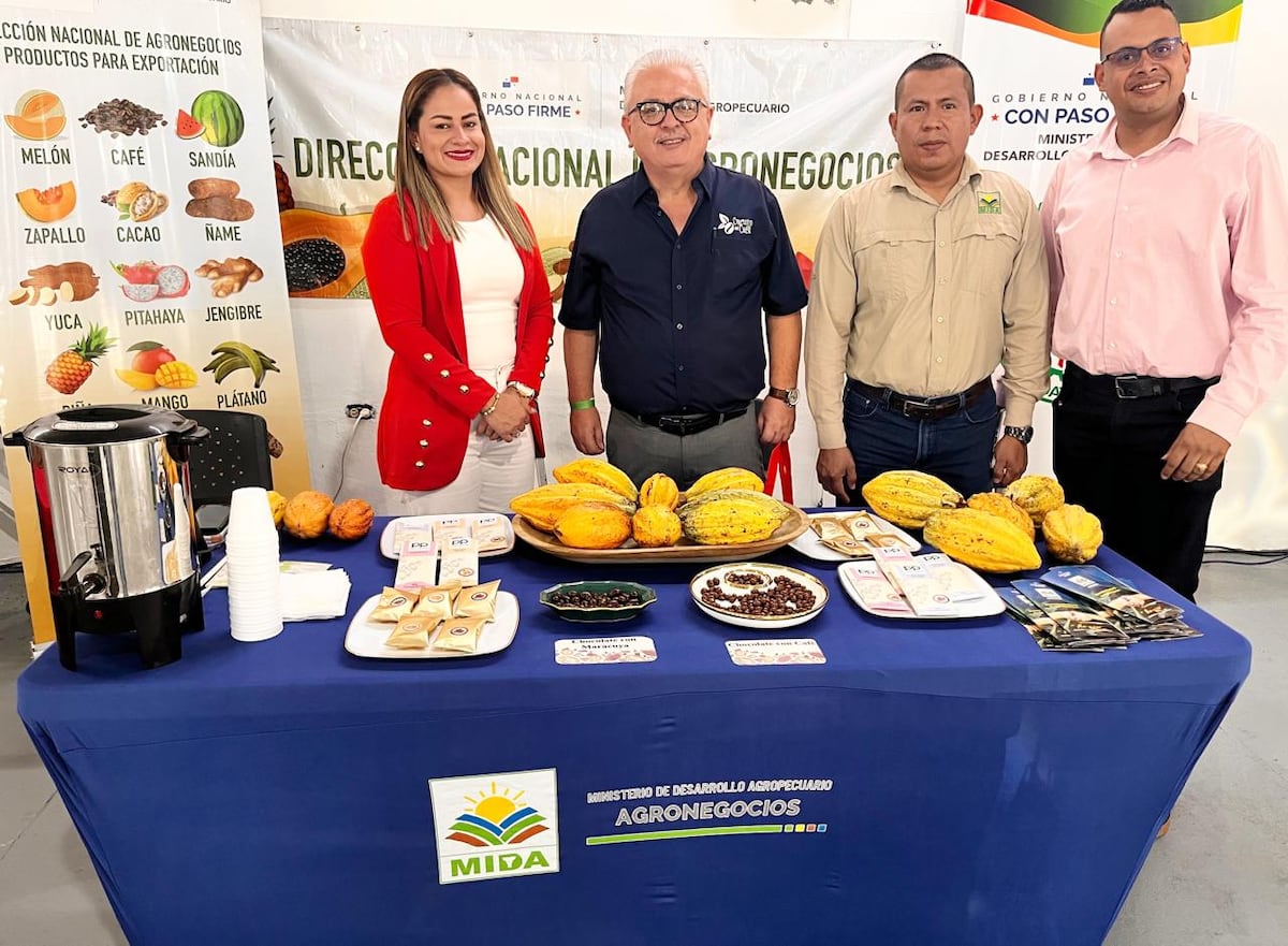Presentan plan para potenciar el cacao panameño en expo de café en Chiriquí 