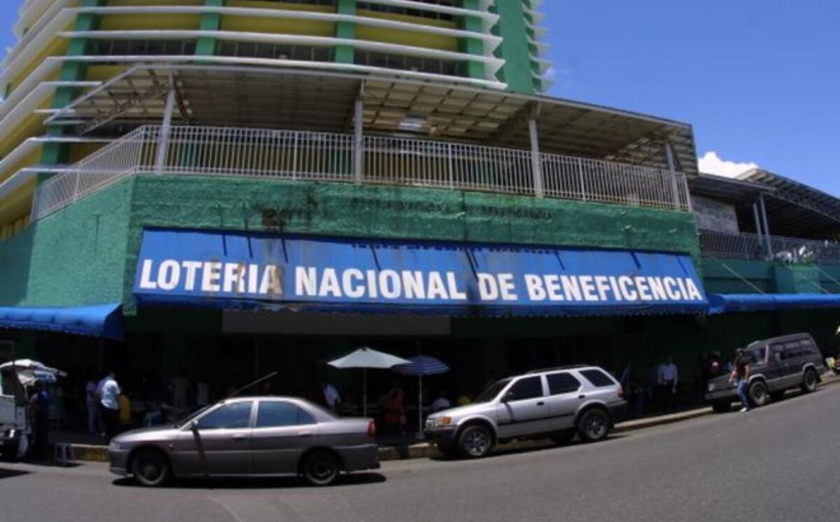 Sancionan a  billeteros que venden casados. Extraordinaria pagará $5.4 millones