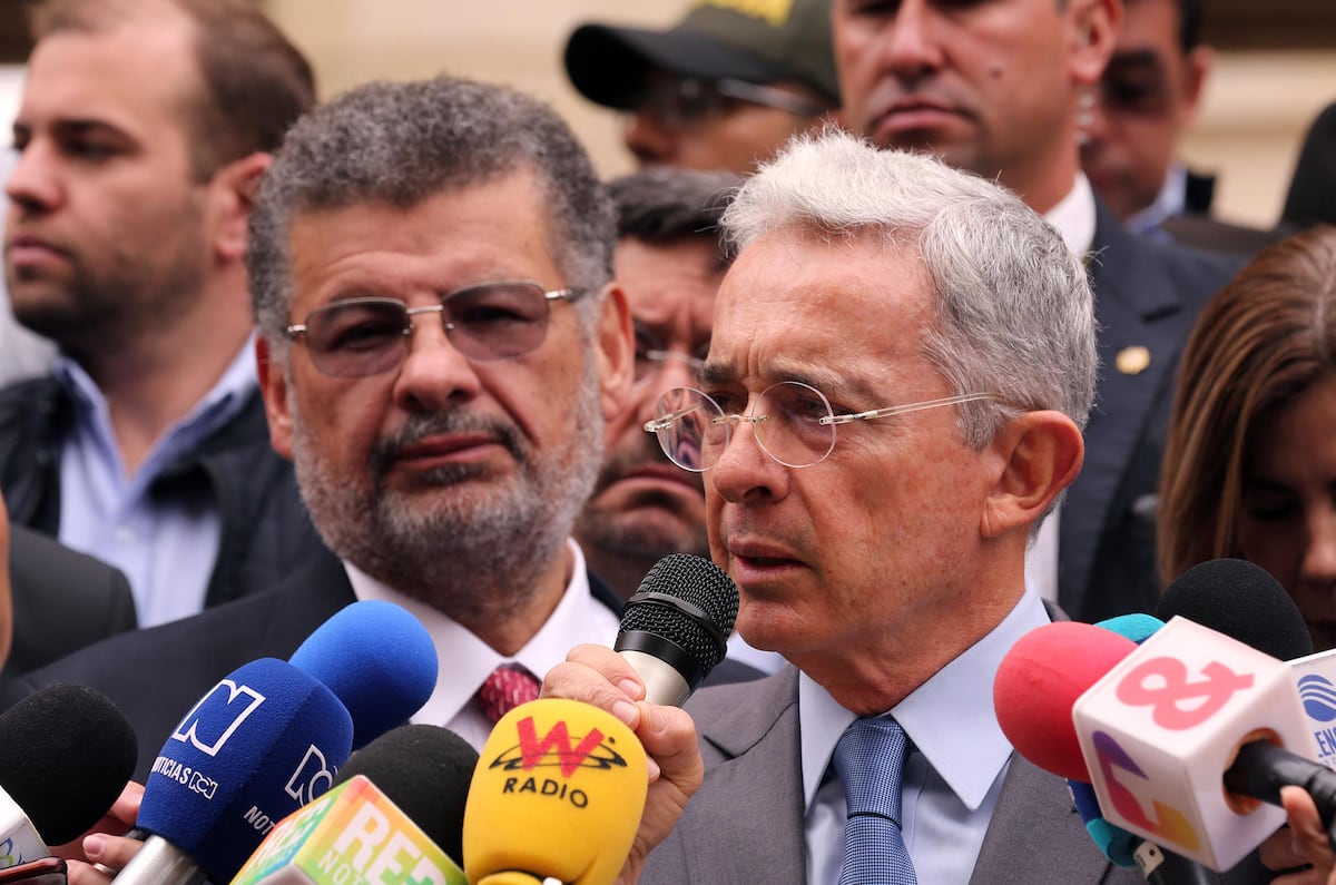 Absuelven al expresidente Álvaro Uribe por el delito de soborno