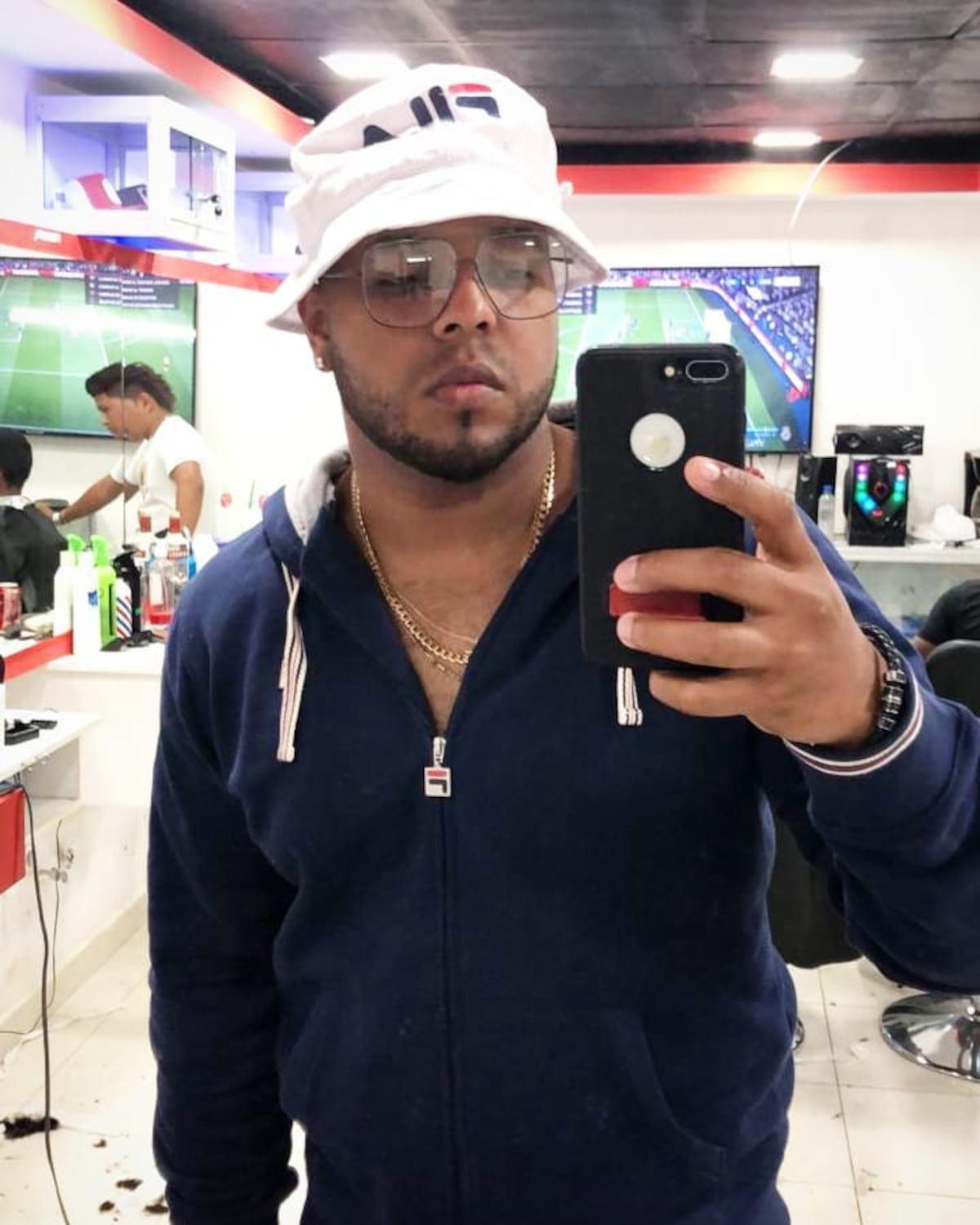 Pelea, Pelea| Dubosky a Sech: ¿Quién es él?