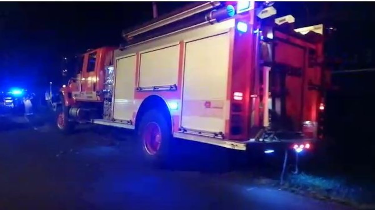 Bus de pasajeros cae a barranco. Múltiples heridos | Video