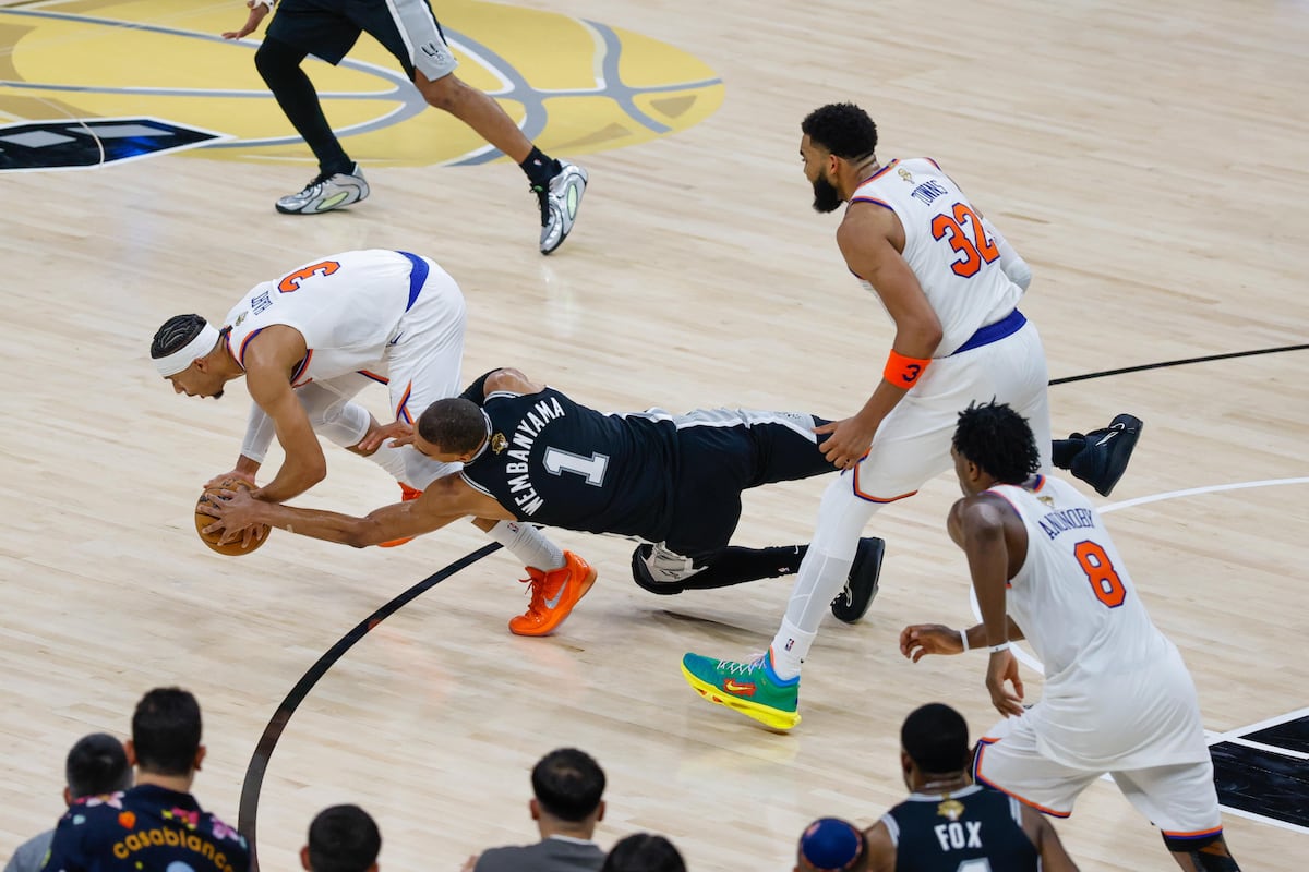 Brunson enfría a Wembanyama y los Knicks asaltan San Antonio