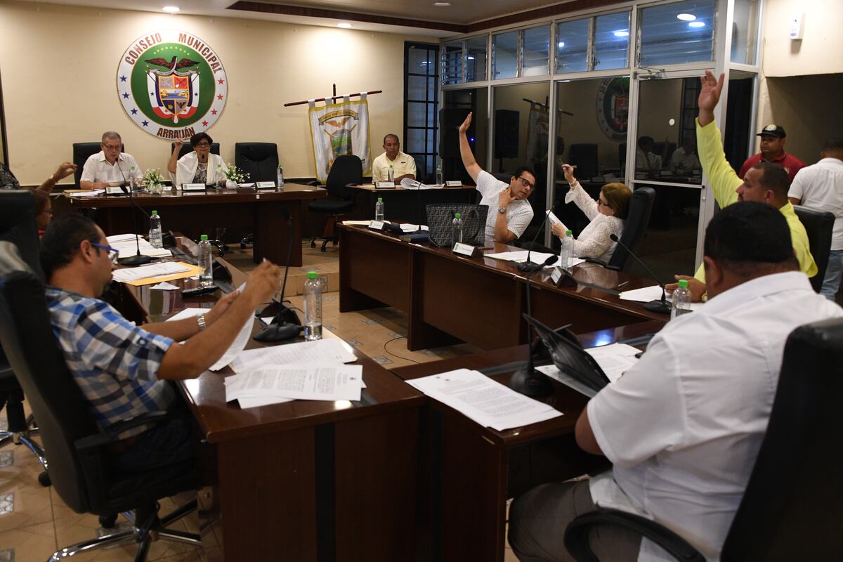 Consejo Municipal de Arraiján modifica acuerdo y aumenta monto de gastos de representación