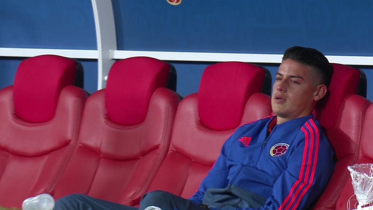 La triste imagen de James Rodríguez tras la eliminación de su Colombia