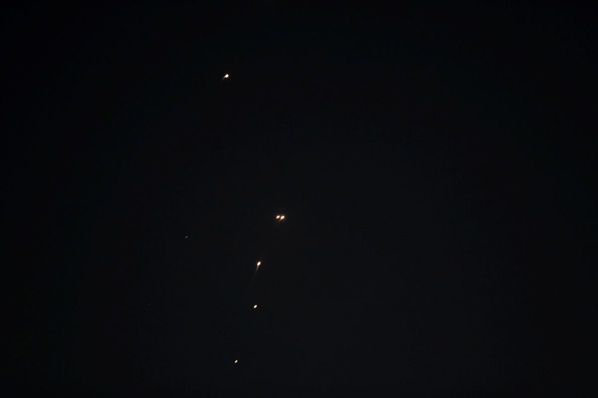 URGENTE: Las Fuerzas Armadas iraníes confirman ataque con misiles contra base de EE.UU. en Catar