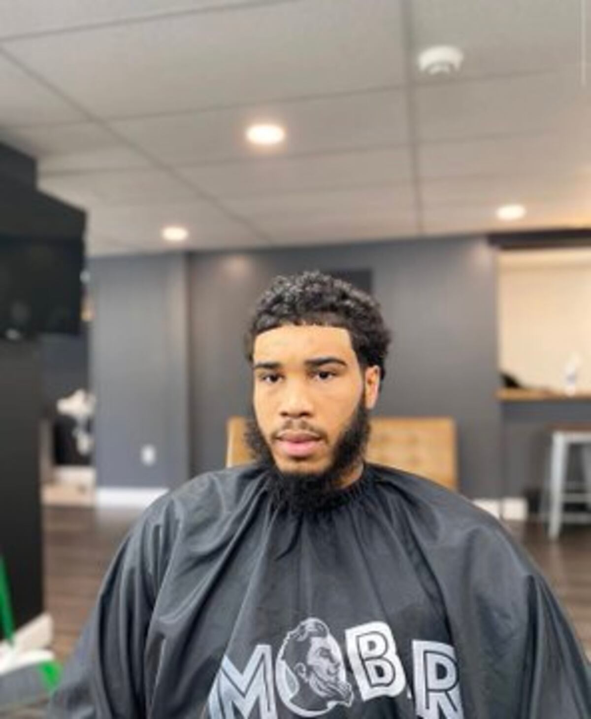 Jayson Tatum muestra su nuevo look para reanudar temporada de la NBA