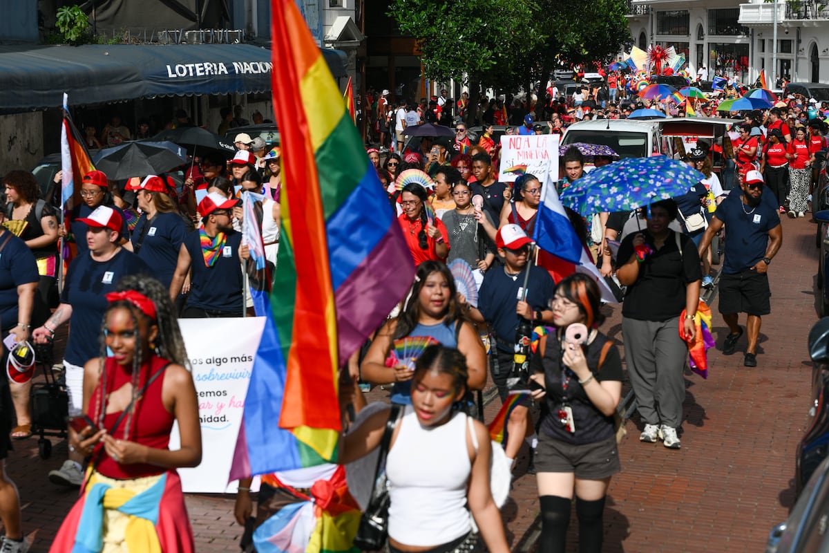 Panamá Pride celebra su décimo aniversario en medio del partido entre Panamá e Inglaterra y Miah Catalina la rompe con un guiño al equipo panameño +Fotos