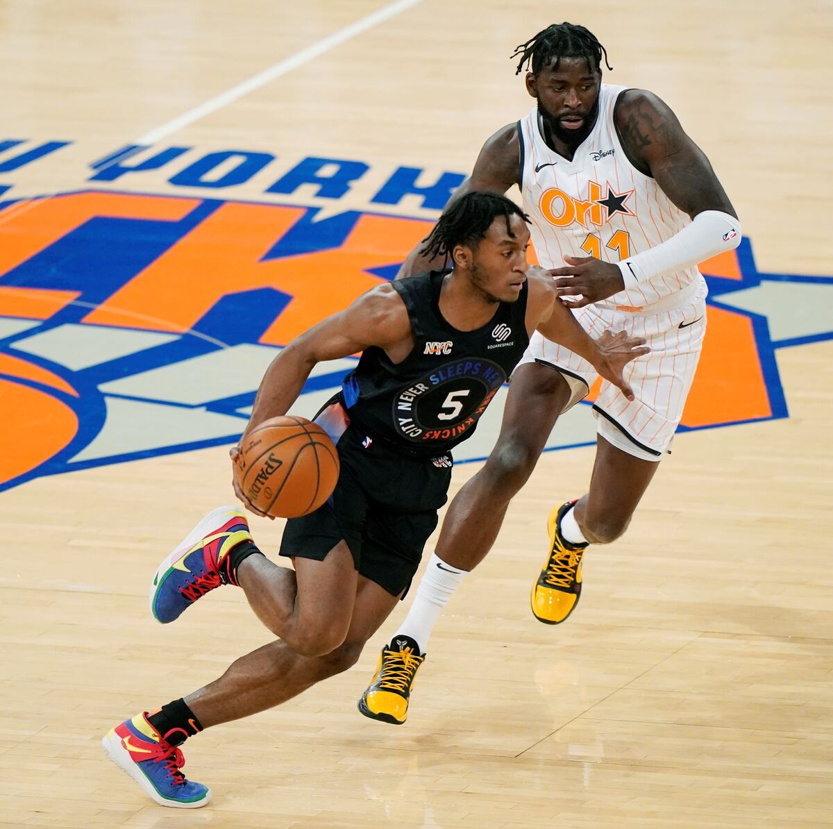 Knicks suman otro triunfo y agravan crisis del Magic