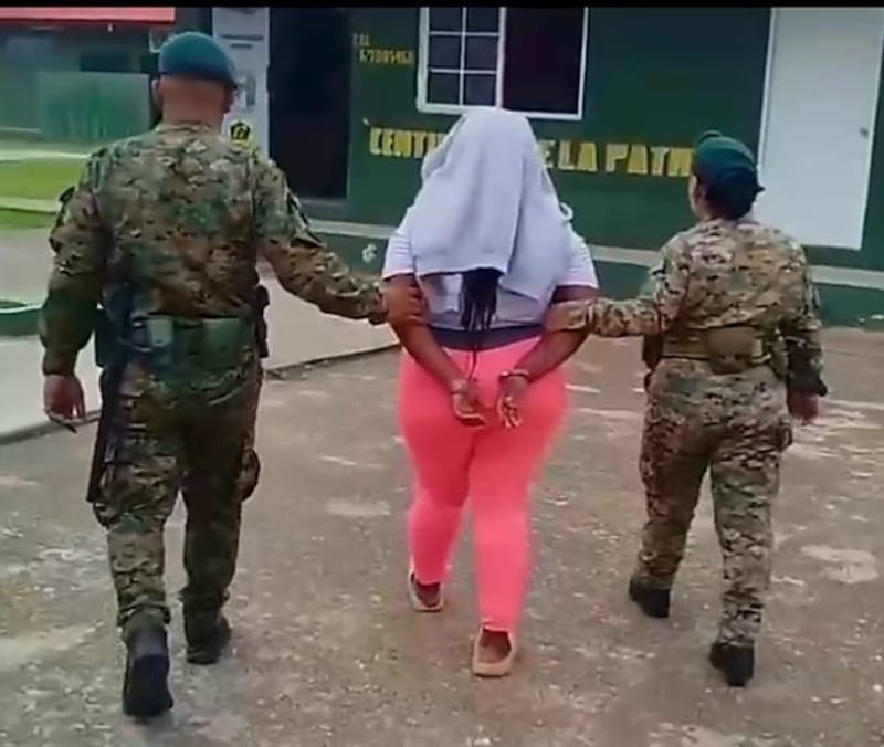 Cayó en Sambú: SENAFRONT detiene a mujer buscada por delito contra la seguridad colectiva