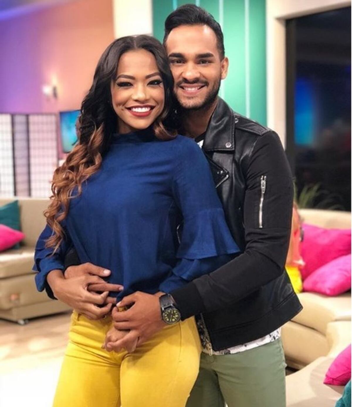 Él la hace llorar.Joy y Domil de 'Esto es Guerra' revelan que ya amanecen juntos